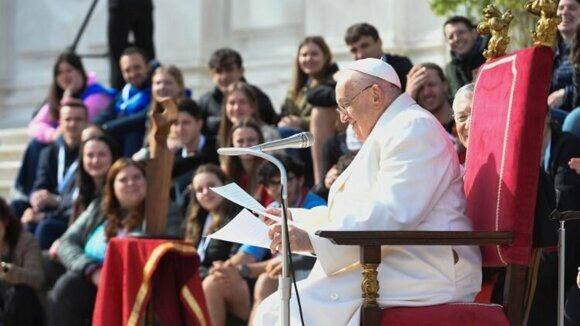 28.04.2024 Meet Pope Francisc with young people -2 